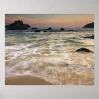 Mexico, Guerrero, Zihuatanejo. Surf along