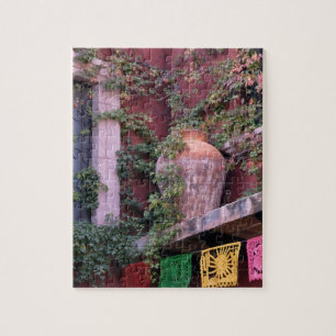 Mexico, San Miguel de Allende, Ivy, clay pot, Jigsaw Puzzle