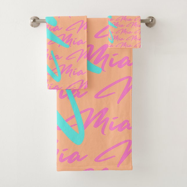 Mia Repeating Name Pattern Bath Towel Set (Insitu)