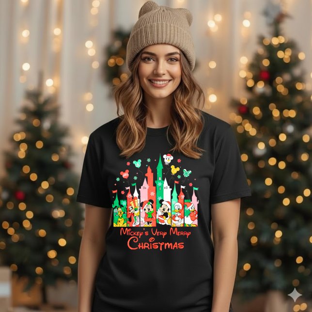 Mickey & Friends Very Merry Christmas Castle Disne T-Shirt (Creator Uploaded)