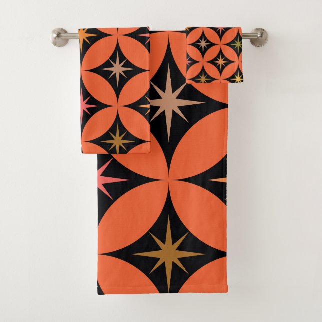 Mid Century Atomic Stars on Orange Circles Bath Towel Set (Insitu)