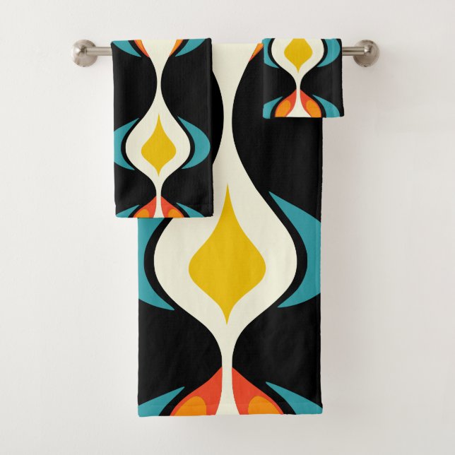 Mid-Century Inspired totem Bath Towel Set (Insitu)
