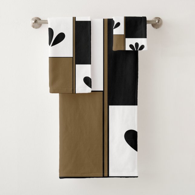 Mid Century Modern Abstract Geometric  Bath Towel Set (Insitu)