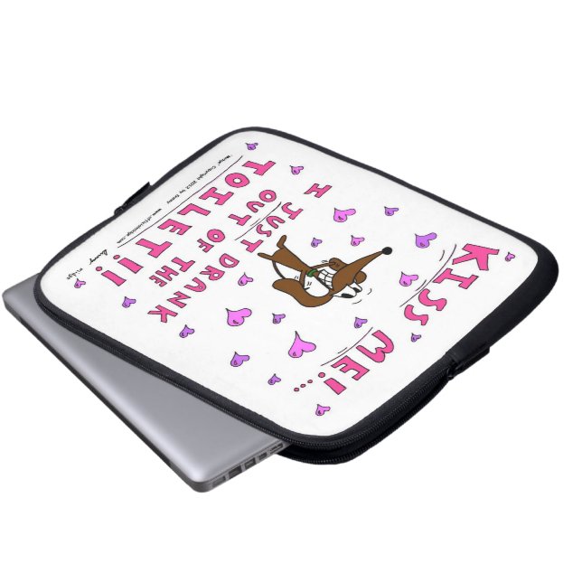 Midge "KISS ME" Laptop Sleeve (Front Bottom)