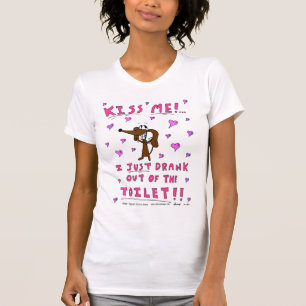 Midge "KISS ME" Womens Casual Scoop T-Shirt