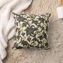 Midnight Ivy – Dark Gothic Botanical Vine Pattern