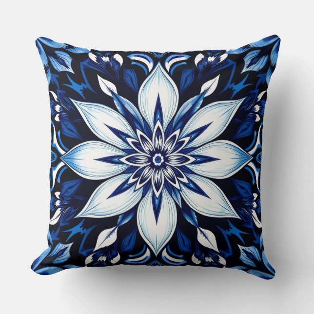 midnight majesty pillow (Front)