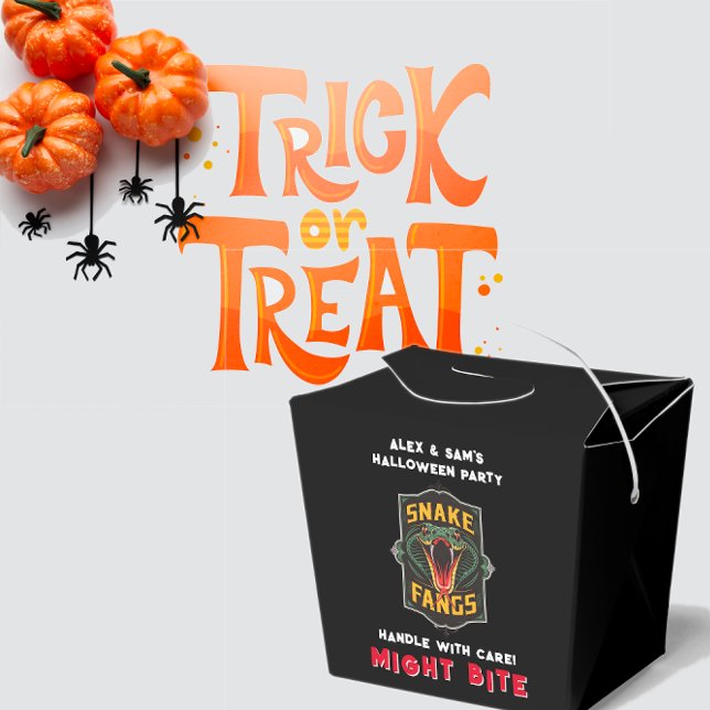 MIGHT BITE Snake Fang Halloween Party Spooky Candy Favour Box (MIGHT BITE Snake Fang Halloween Party Spooky Candy Trick or Treat Favor Boxes)