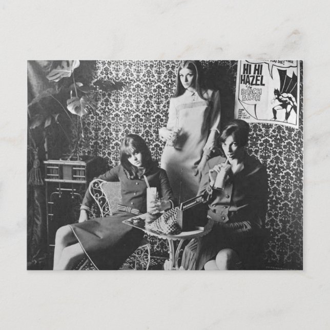 Milkshake girls Vintage Card (Front)