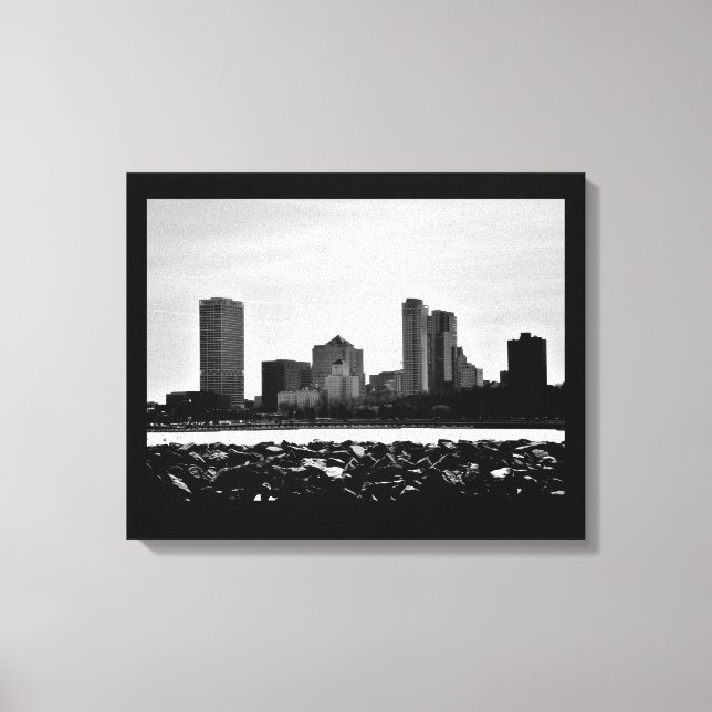 Milwaukee Skyline Canvas Print (Front)