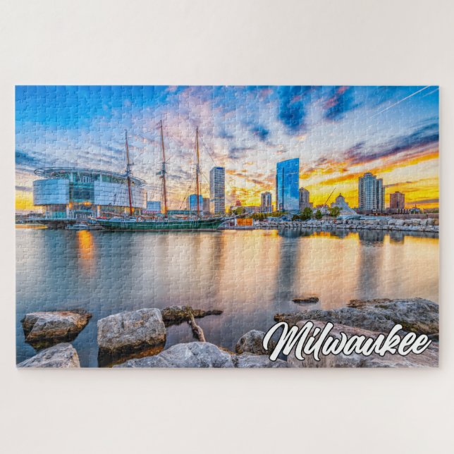 Milwaukee, Wisconsin, USA Jigsaw Puzzle (Horizontal)
