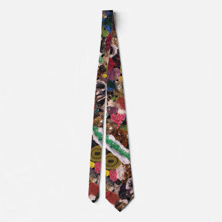 Mineral Cluster Tie