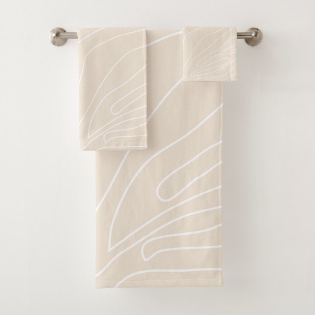 Minimal Abstract Lines Beige Bath Towel Set (Insitu)