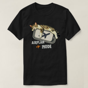 Minimal Aeroplane Mode Cat Design T-Shirt