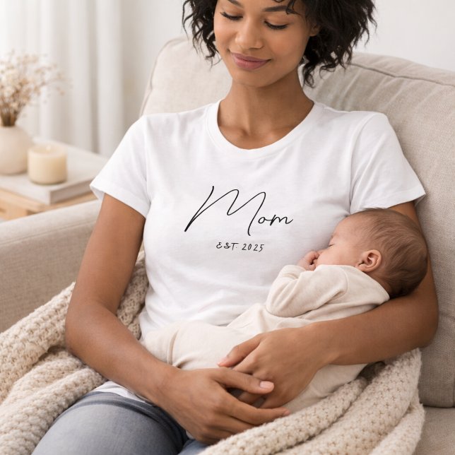 Minimal Black Script Established Mum T-Shirt (Creator Uploaded)