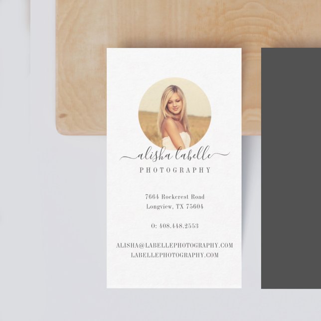 Minimal Circle Photo Frame Business Card (Creator Uploaded)