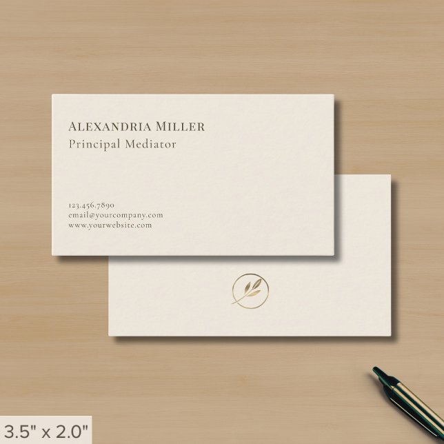 Minimal Elegant Leaf Logo Business Card (Creator Uploaded)