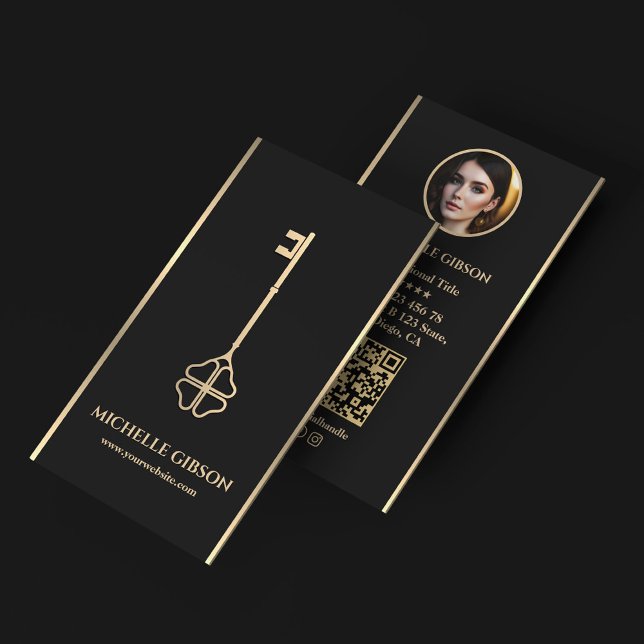 Minimal Elegant Realtor Photo Mortgage Key Black Business Card (Minimal Elegant Realtor Photo Mortgage Key Black Business Card
)