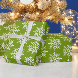 Minimal Green White Christmas Snowflake Pattern Wrapping Paper