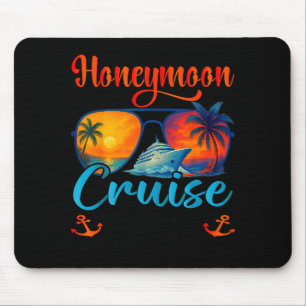 Minimal Honeymoon Cruise 2026 Just Married Mouse Pad