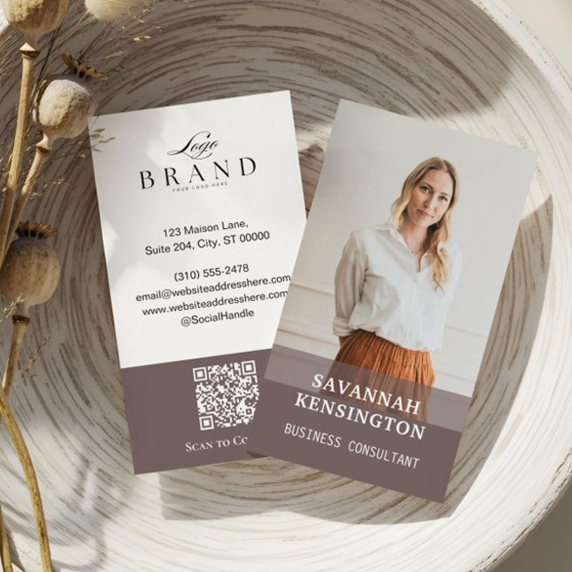 Minimal Modern Professional Photo Company Logo QR Business Card (Minimal Modern Professional Photo Company Logo QR Business Card)