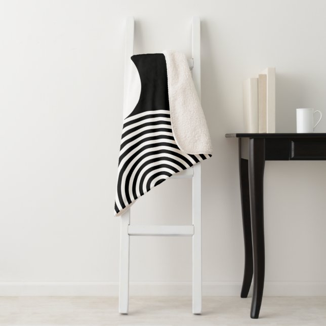 Minimal Monogrammed Circle Pattern Sherpa Blanket (In Situ)