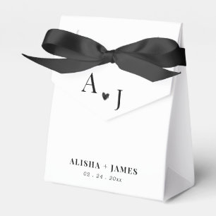 Minimalist black and white wedding guests favour box