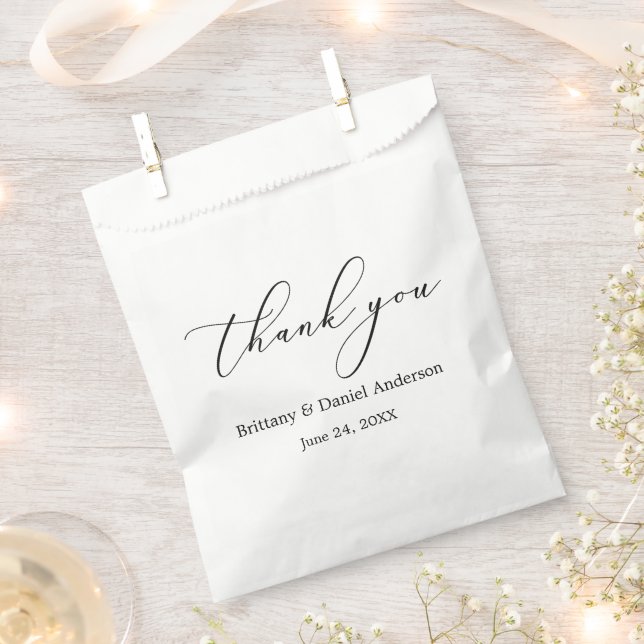 Minimalist Elegance Calligraphy Wedding Favour Bags (Clipped)