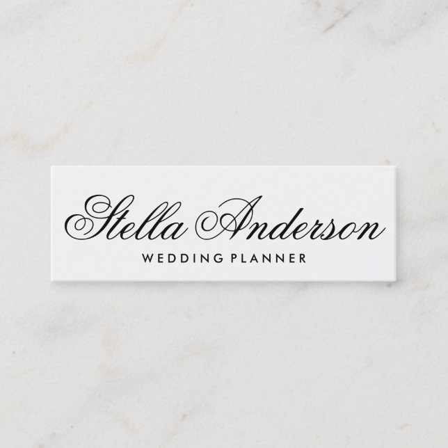 Minimalist elegant black and white business card (Front)