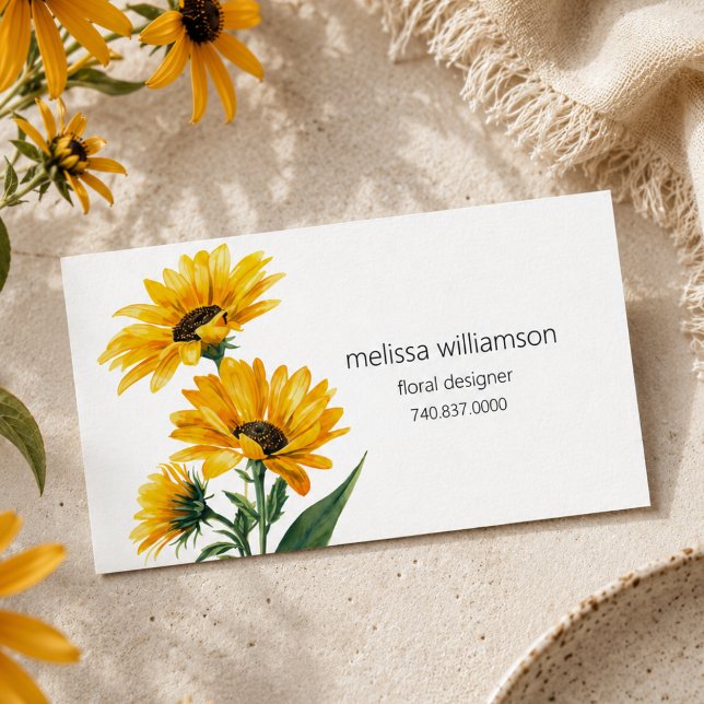 Minimalist Floral Business Card (Creator Uploaded)
