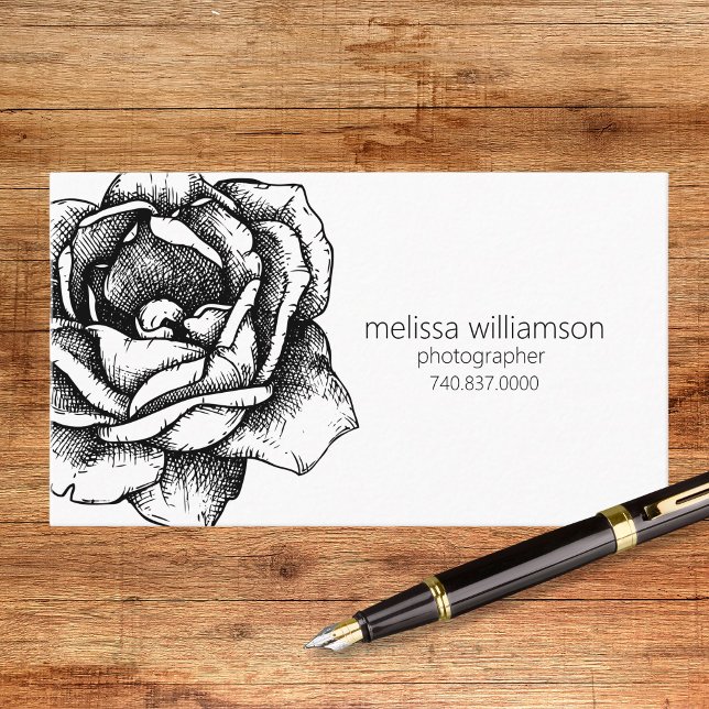 Minimalist Floral Business Card (Creator Uploaded)