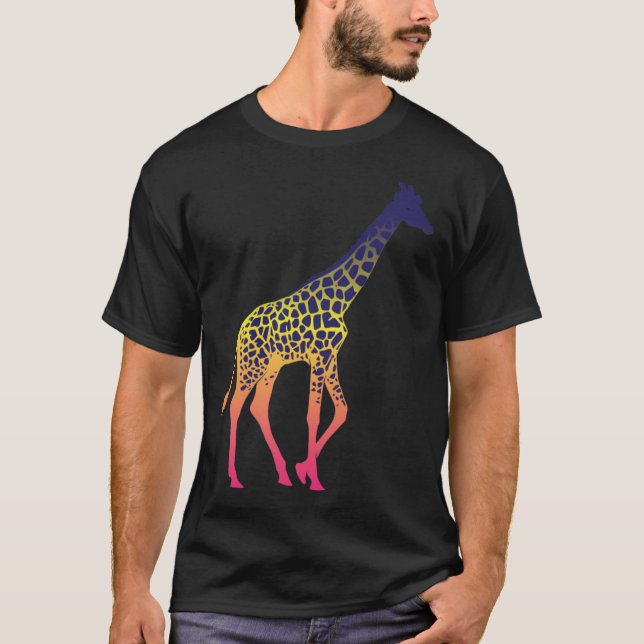 Minimalist Giraffe Classic T-Shirt (Front)