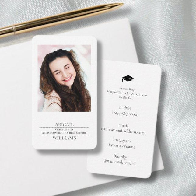 Minimalist Graduation Photo Style Calling Card (Creator Uploaded)