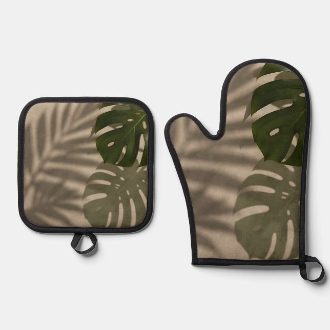 Minimalist Green Monstera Leaf Tropical Shadow Oven Mitt & Pot Holder Set (Front)