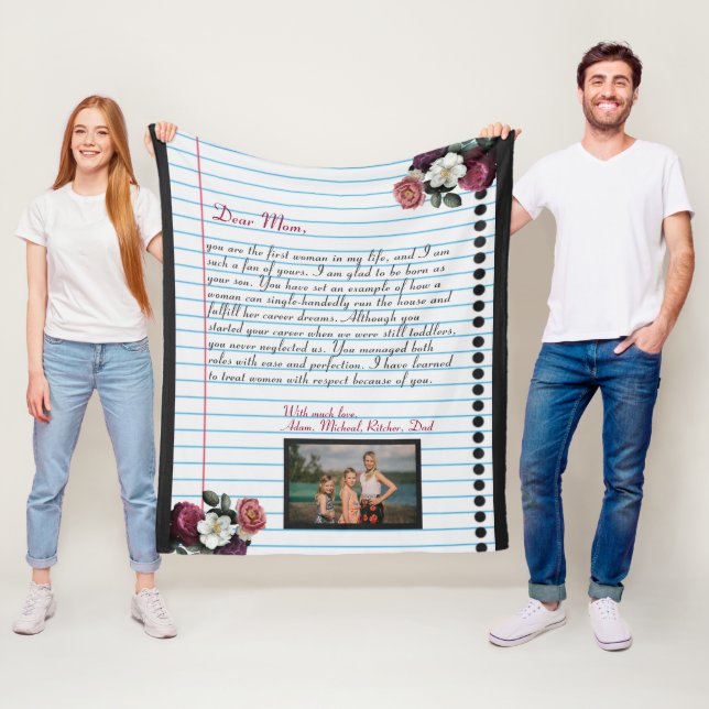 Minimalist handwritten love letter mum message fleece blanket (In Situ)