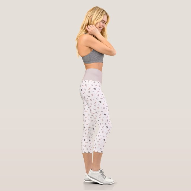 Minimalist Leaves Pattern Capri Leggings  (Right)