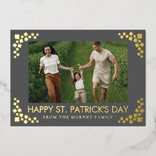 Minimalist lucky shamrock st. Patrick's Day Photo