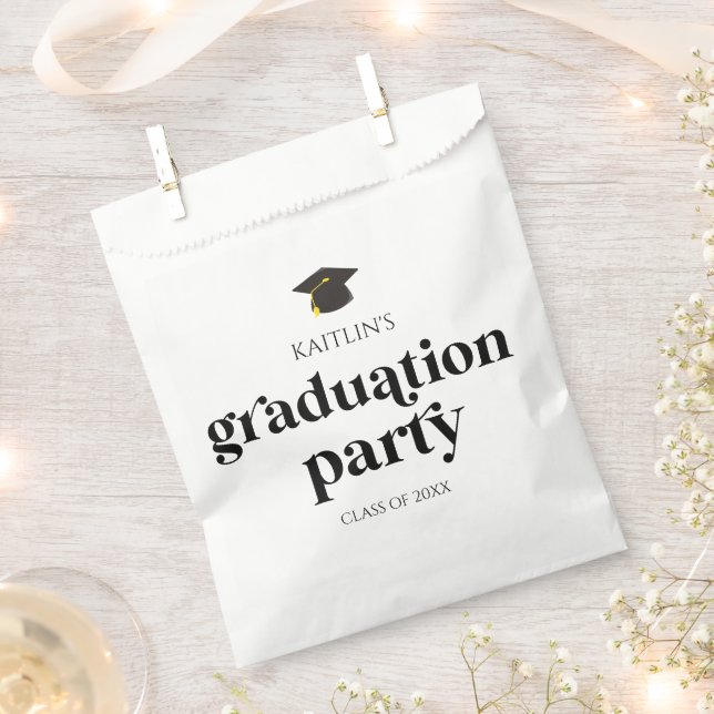 Minimalist Modern Retro Graduation Party Favour Bags (Clipped)