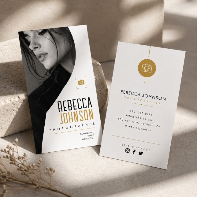 Minimalist Photographer Business Card Template (Creator Uploaded)