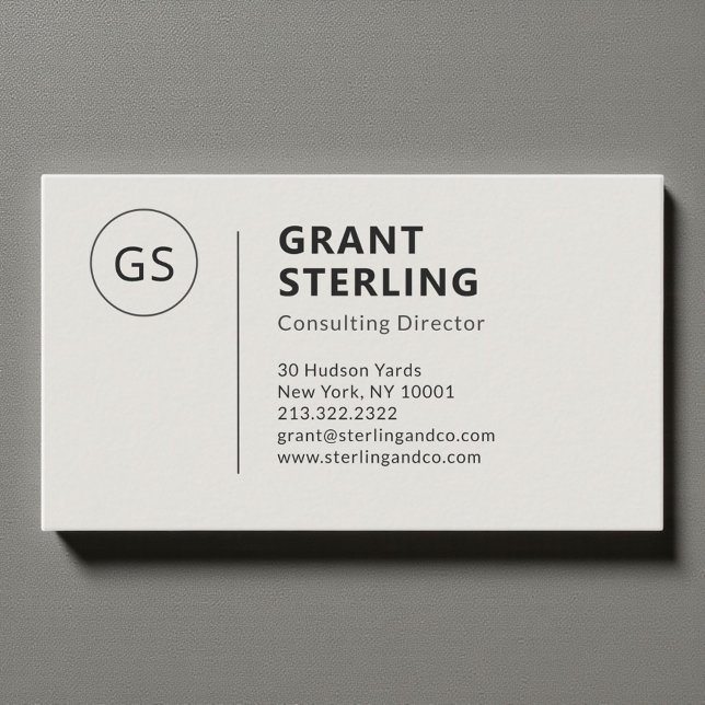 Minimalist Professional Executive Modern Business Card (Creator Uploaded)