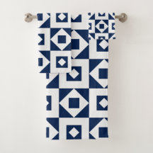 Minimalist Quilt Navy White