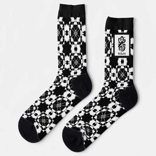 Minimalist retro check pattern – Monochrome design Socks (Left)