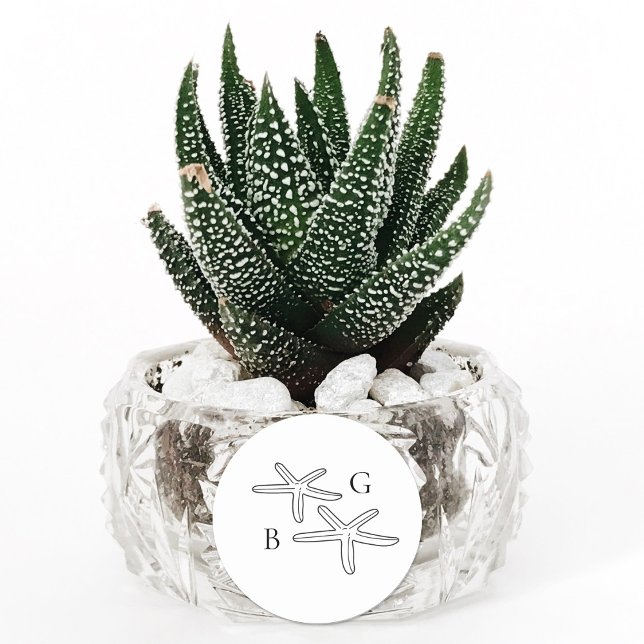 Minimalist Starfish Beach Monogram Wedding Favour Classic Round Sticker (Minimalist Starfish Beach Monogram Wedding Favor Classic Round Sticker)