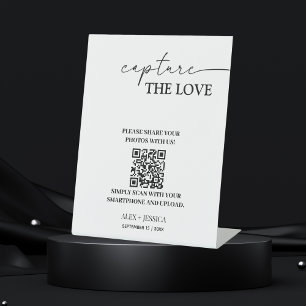 Minimalist Wedding Cpture The love   Photo Sharing Pedestal Sign