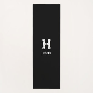 MINIMALIST WHITE ONE LETTER MONOGRAM NAME BLACK YOGA MAT