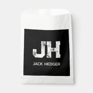 MINIMALIST WHITE TWO LETTER MONOGRAM NAME BLACK FAVOUR BAGS