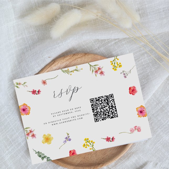 Minimalist Wildflower-  Spring Botanical wedding RSVP Card (Creator Uploaded)