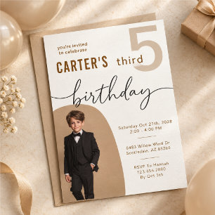 Minimalistic 5th Birthday Invite