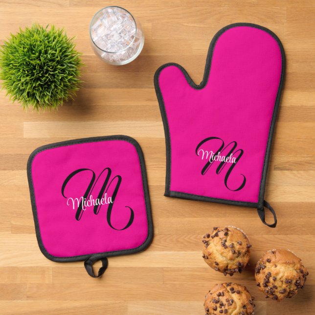 Minimalistic modern monogram initial name hot pink oven mitt & pot holder set (Top Down)