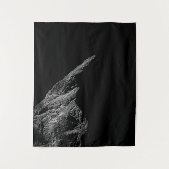 Minimalistic mountain in black and white tapestry (Front)